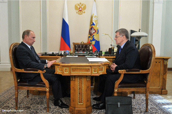 Президент России Владимир Путин и генеральный прокурор Юрий Чайка фото с сайта edu.fedpress.ru