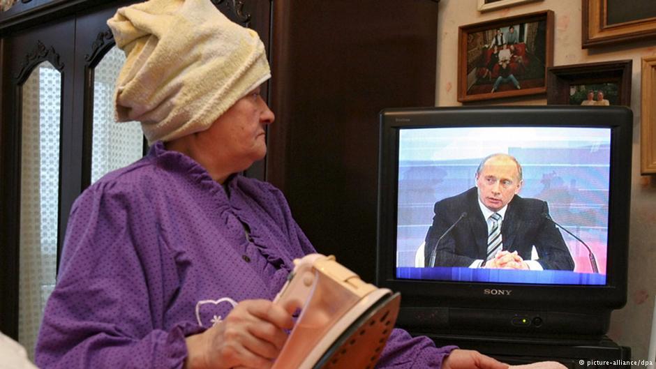 Россияне все меньше доверяют телевидению
